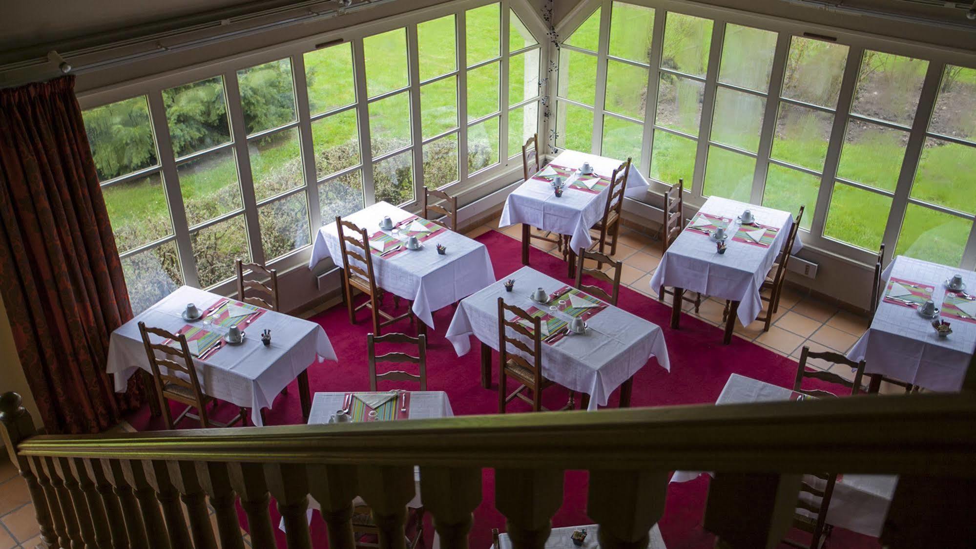 Moulin De Mombreux Hotel Lumbres Bagian luar foto
