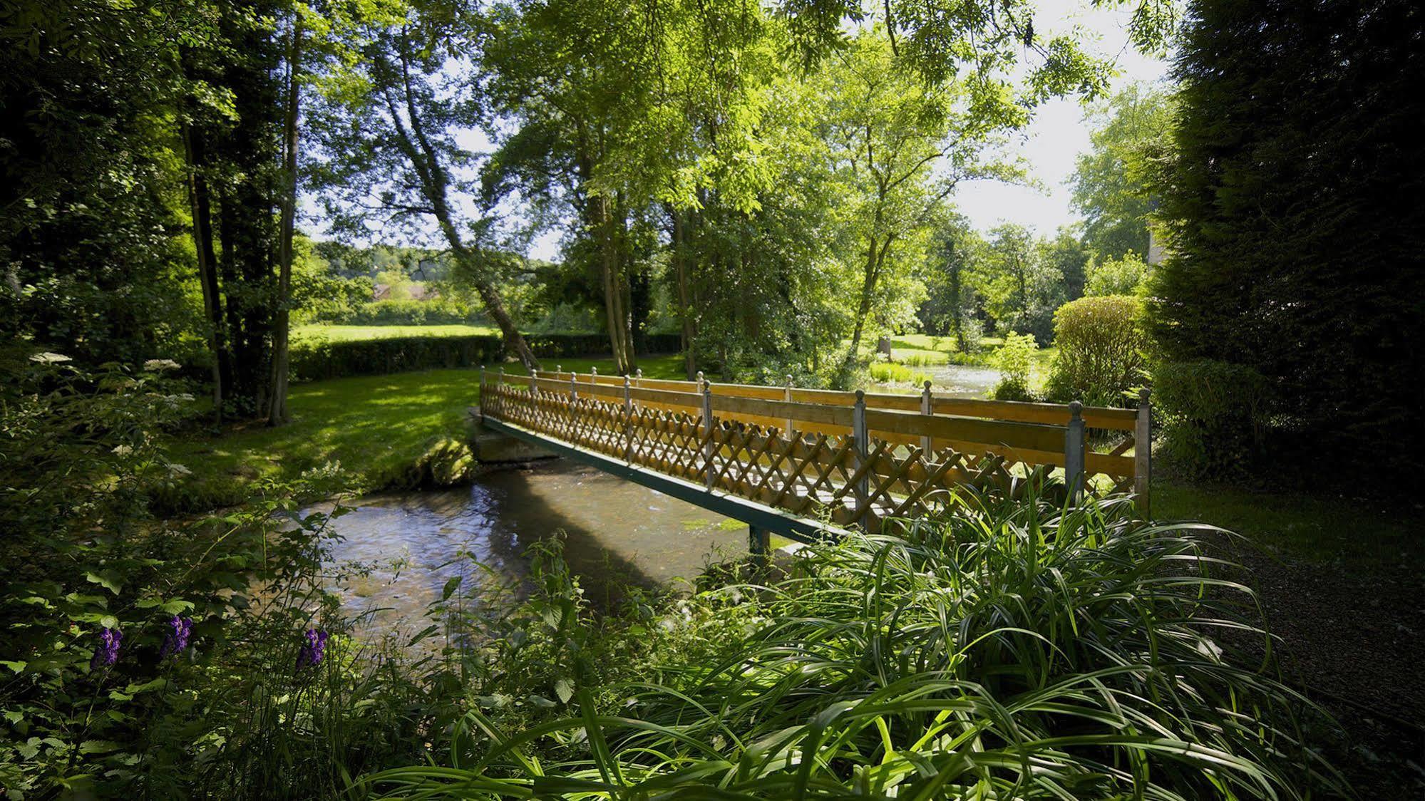 Moulin De Mombreux Hotel Lumbres Bagian luar foto
